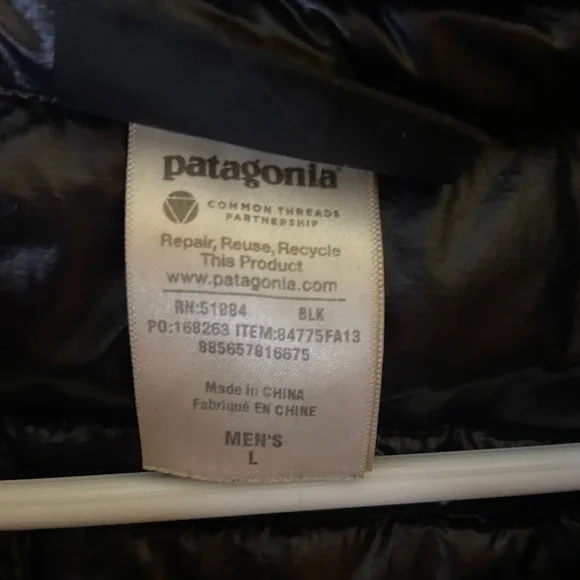 Patagonia men's Down Sweater Vest - Picture 4 of 4